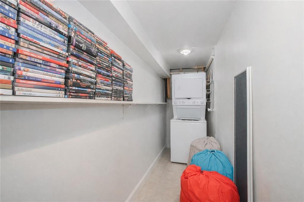 2127 East 36th Marine Park 11234 New York photo