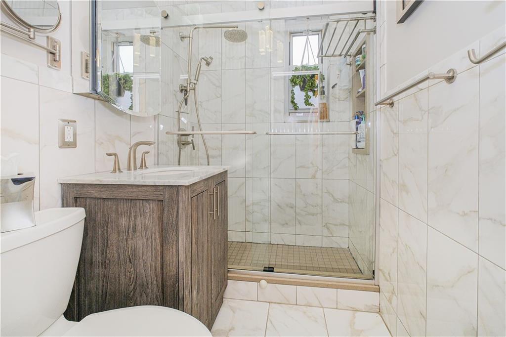 6801 Shore Bay Ridge 11220 New York photo