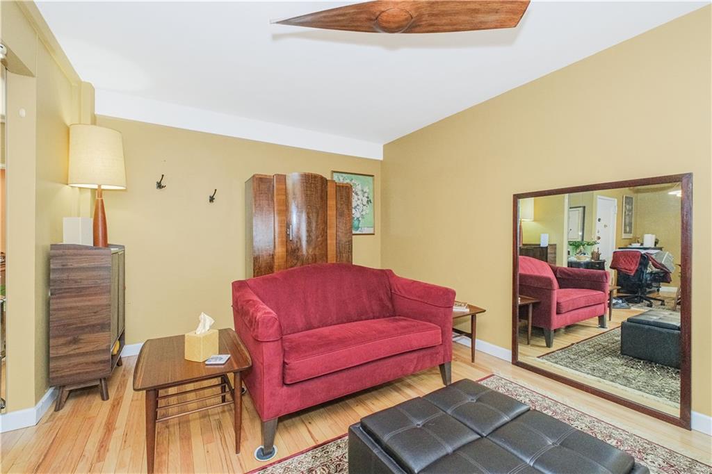 6801 Shore Bay Ridge 11220 New York photo