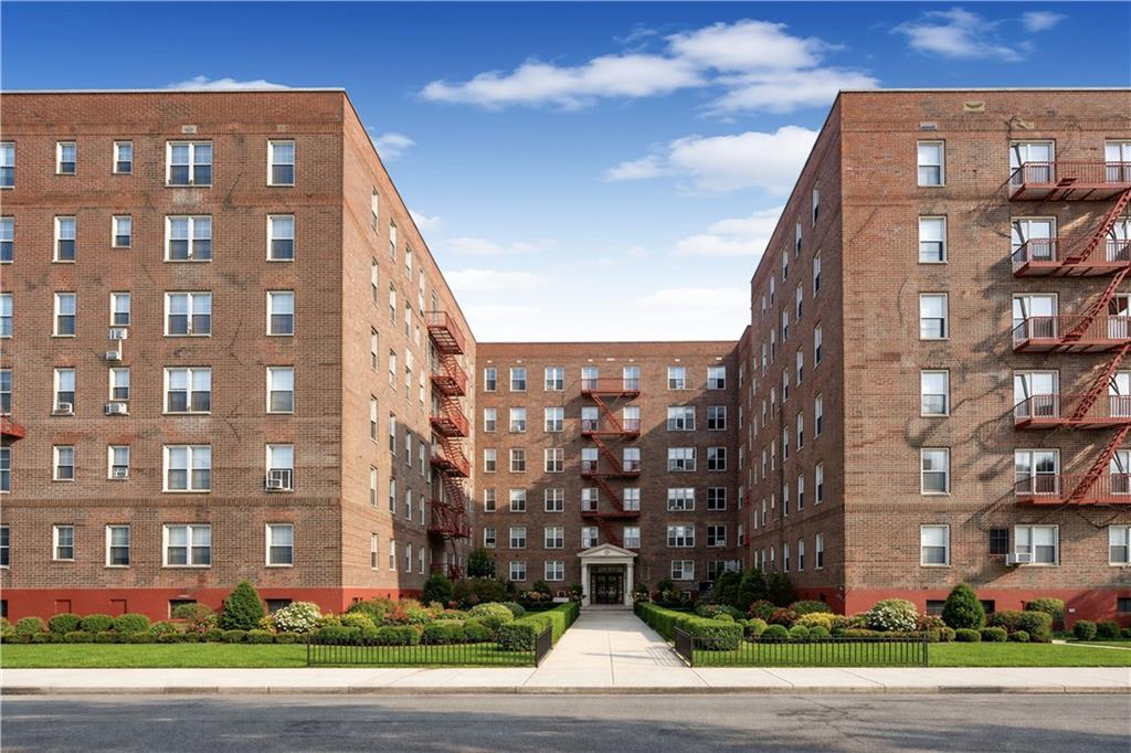 6801 Shore Bay Ridge 11220 New York photo