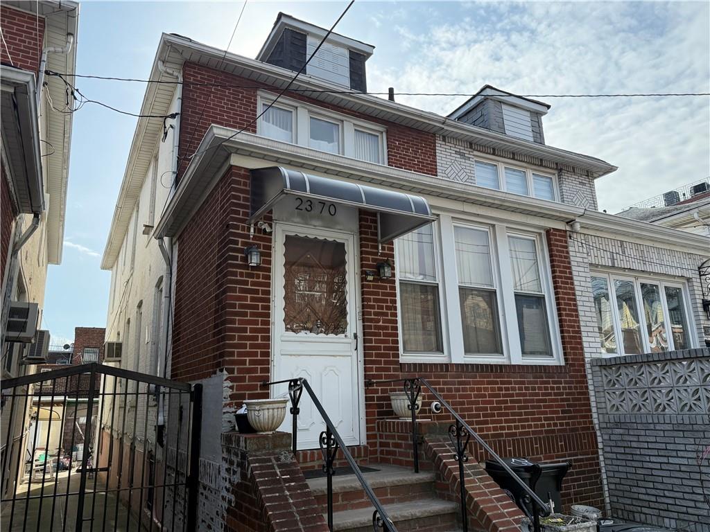 https://benbayrealty.s3.amazonaws.com/brooklynmls/499970/IMG4619jpeg