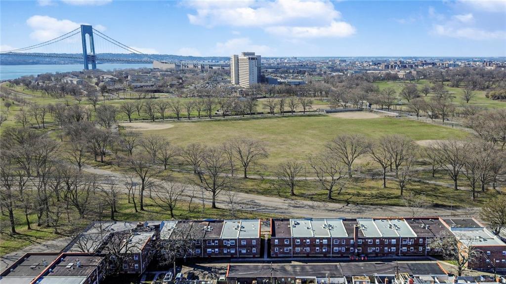 377 Bay 8th Dyker Heights 11228 New York photo