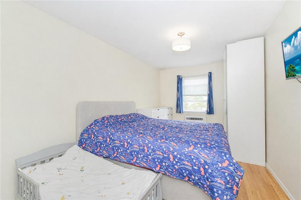 9729 4th Bay Ridge 11209 New York photo