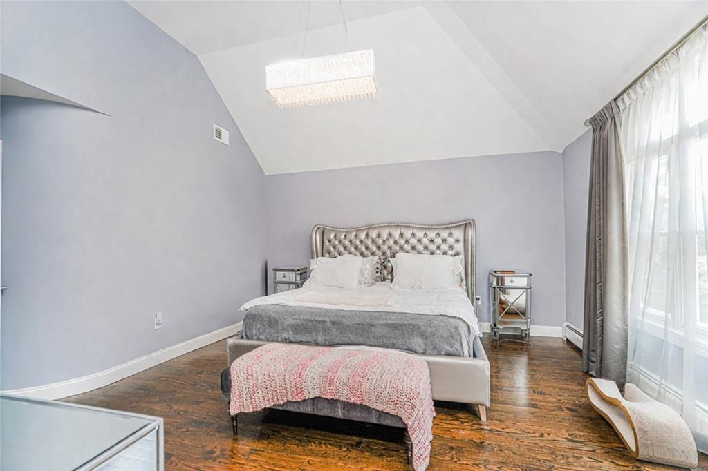 42 Serena Annadale 10312 New York photo