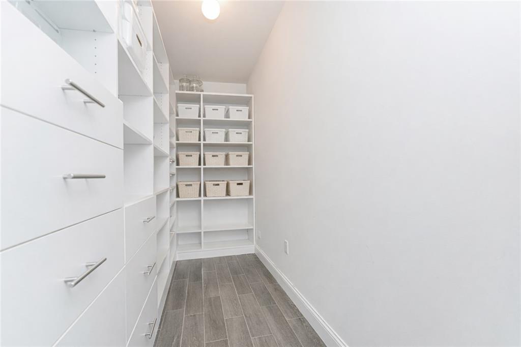 42 Serena Annadale 10312 New York photo