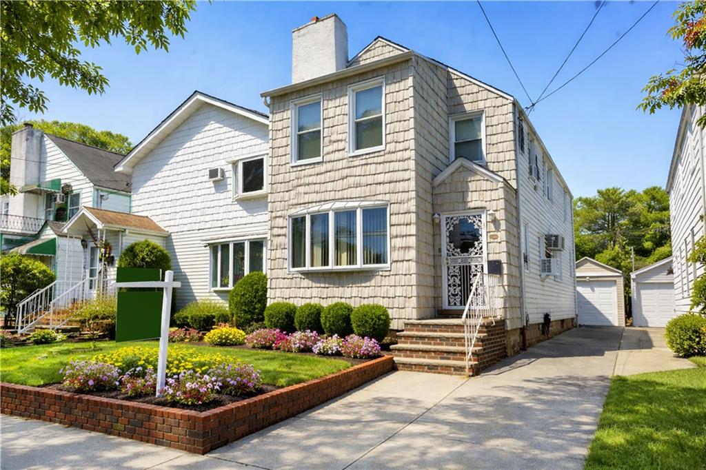 https://benbayrealty.s3.amazonaws.com/brooklynmls/500270/PhotoApr062026124914PMjpeg