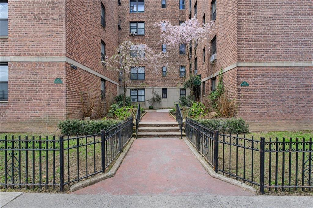 20 89th Bay Ridge 11209 New York photo