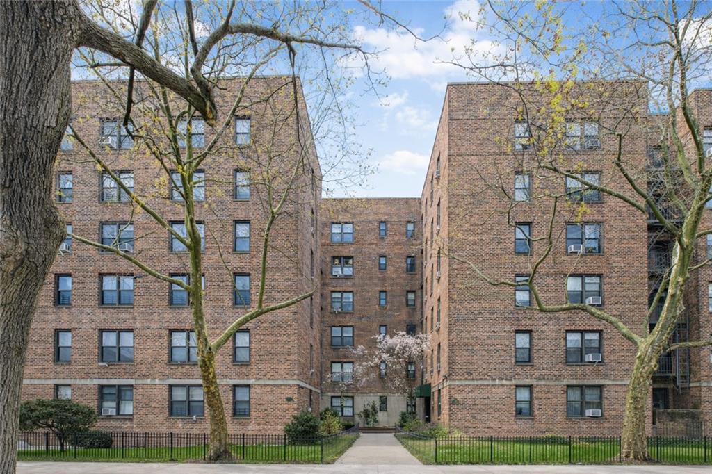 20 89th Bay Ridge 11209 New York photo