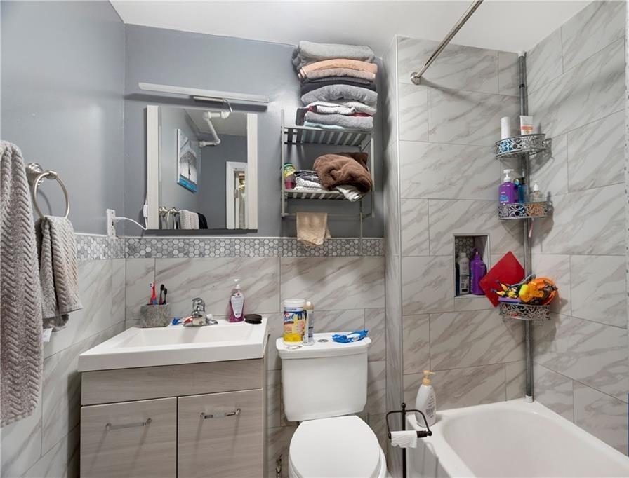 20 Pilling Bushwick 11207 New York photo