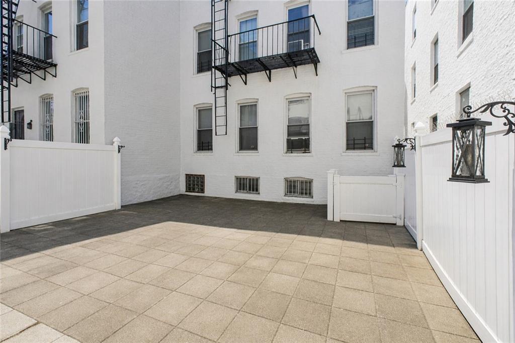 7922 6th Bay Ridge 11209 New York photo