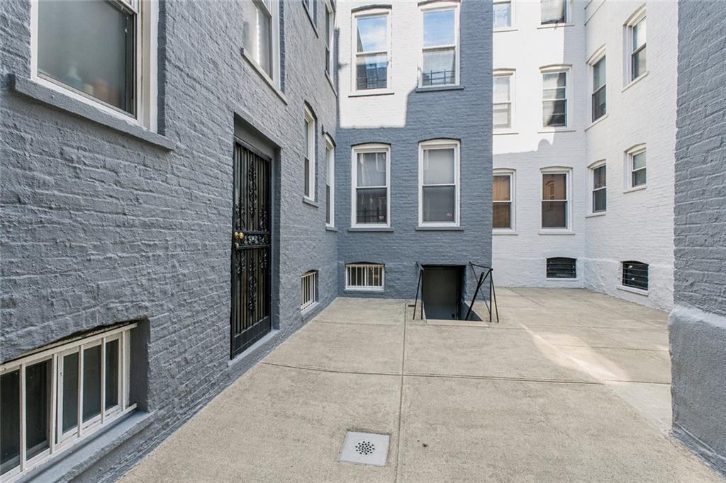 7922 6th Bay Ridge 11209 New York photo
