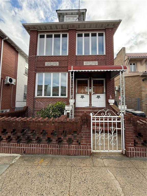 https://benbayrealty.s3.amazonaws.com/brooklynmls/500656/Frontjpeg