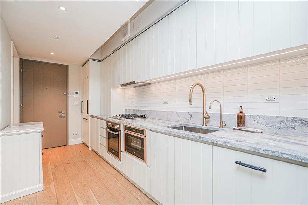181 18th Windsor Terrace 11215 New York photo