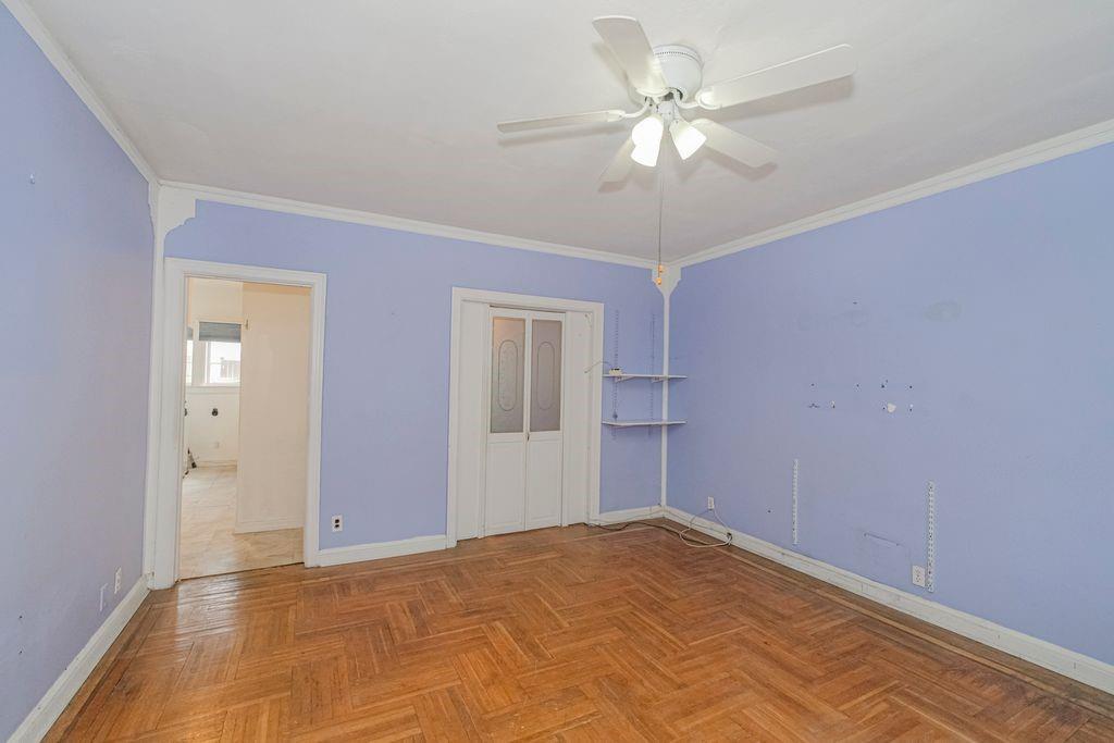6623 Ovington Bensonhurst 11204 New York photo