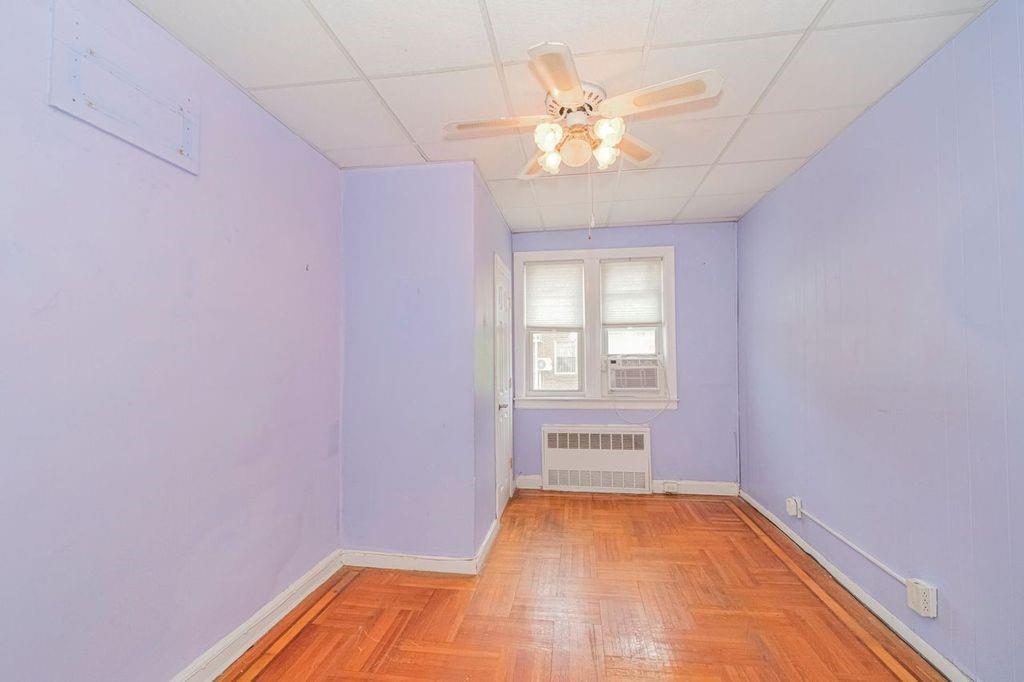 6623 Ovington Bensonhurst 11204 New York photo