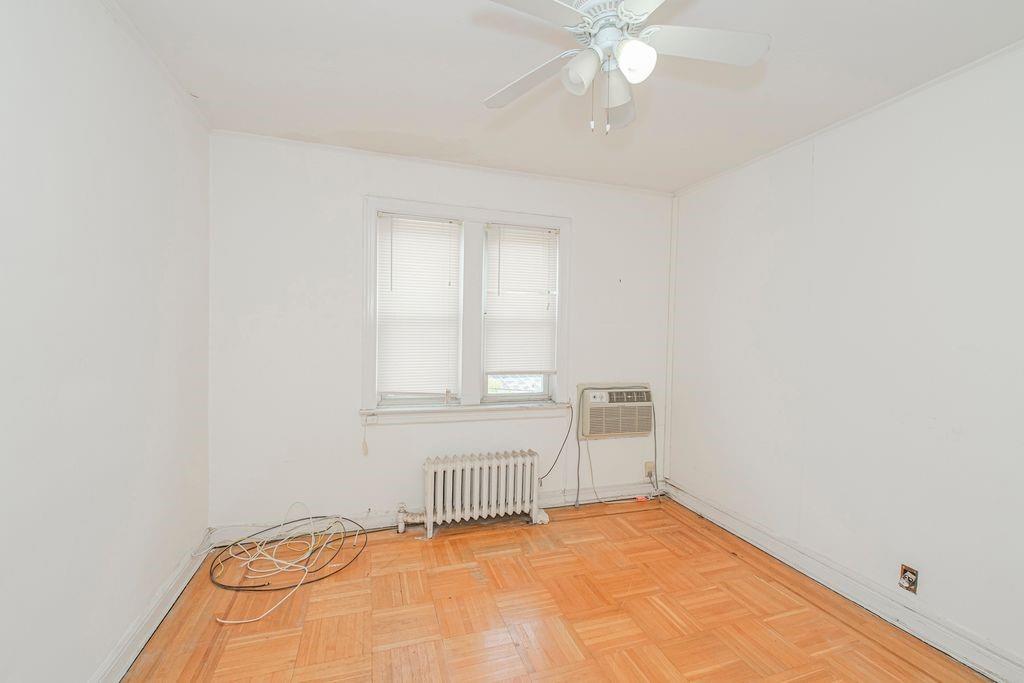 6623 Ovington Bensonhurst 11204 New York photo