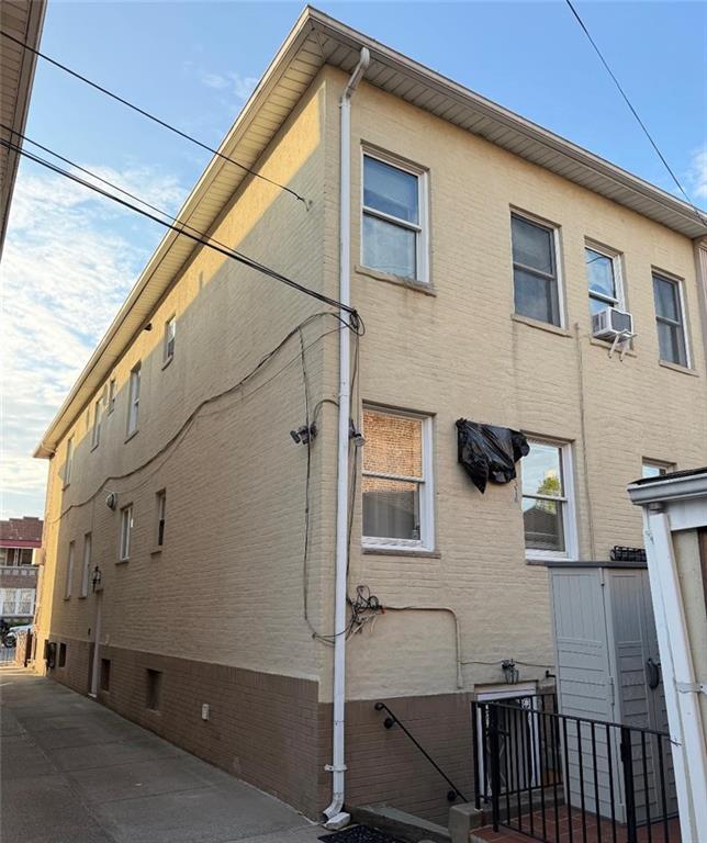 6403 19th Bensonhurst 11204 New York photo