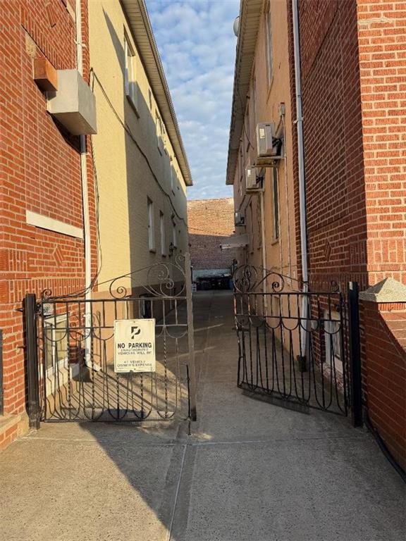 6403 19th Bensonhurst 11204 New York photo