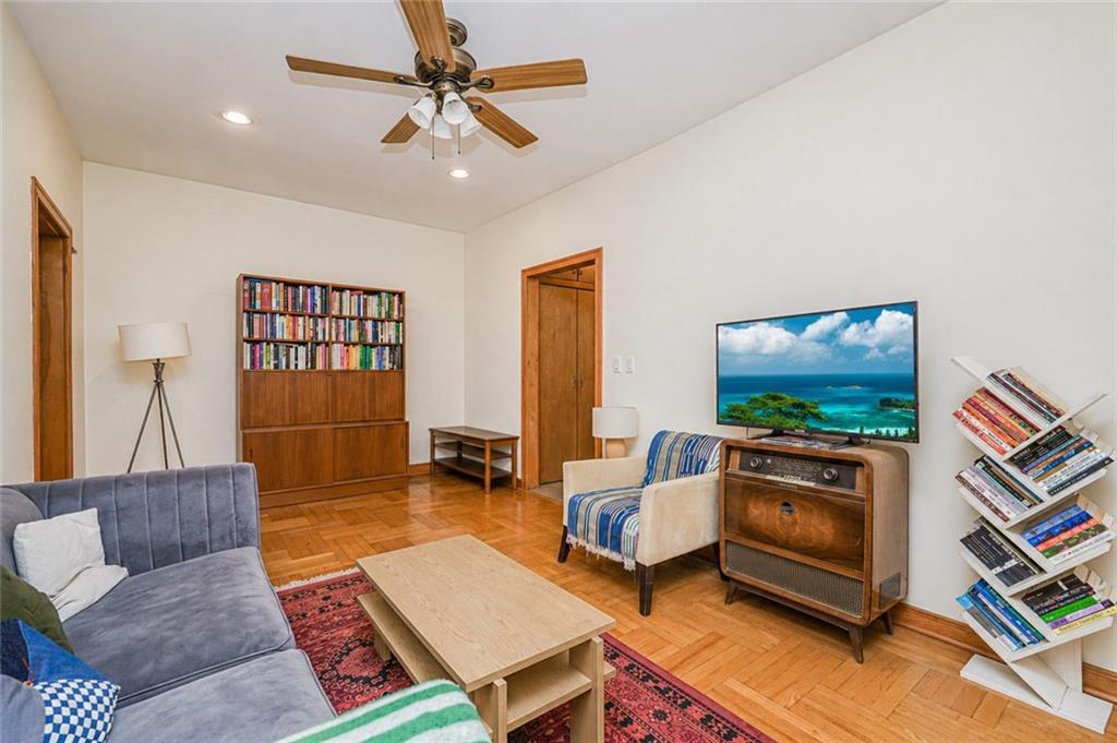7609 4th Bay Ridge 11209 New York photo