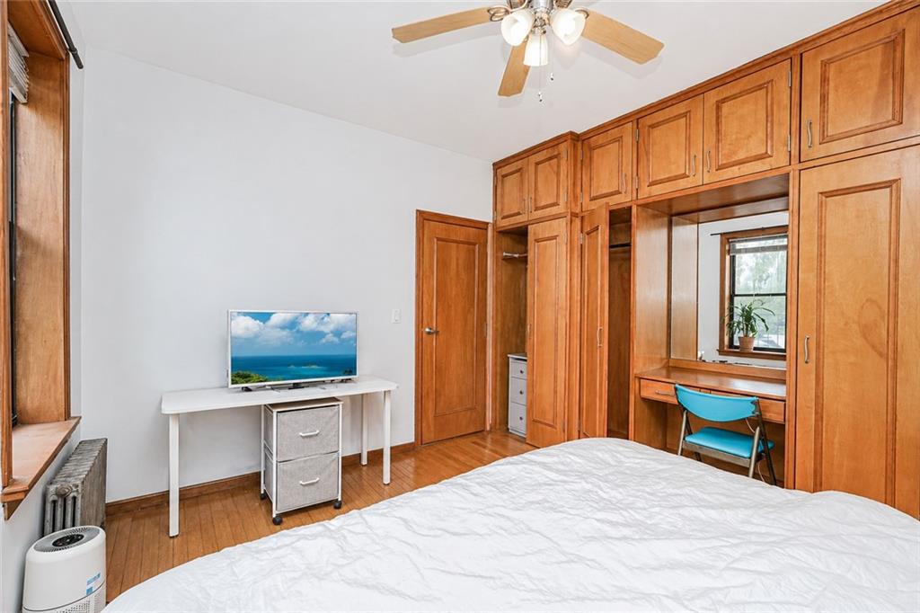 7609 4th Bay Ridge 11209 New York photo
