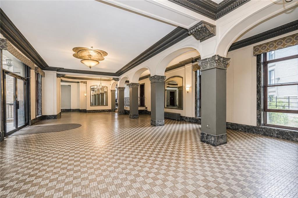 7609 4th Bay Ridge 11209 New York photo