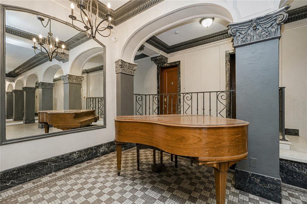 7609 4th Bay Ridge 11209 New York photo