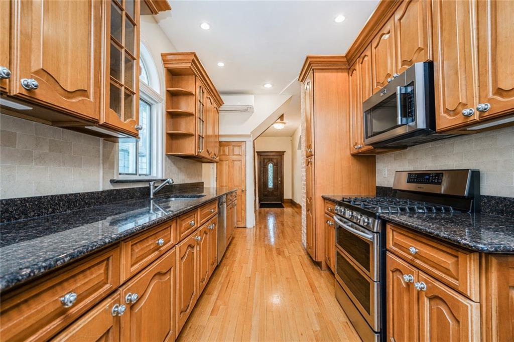 1352 Bay Ridge Dyker Heights 11228 New York photo