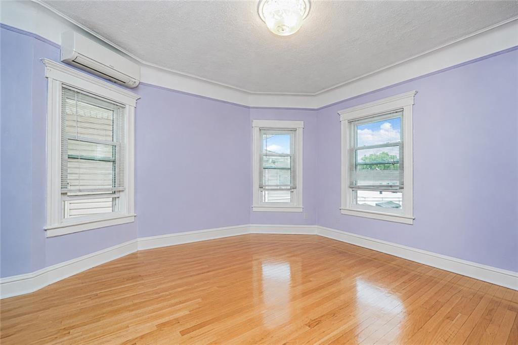1352 Bay Ridge Dyker Heights 11228 New York photo