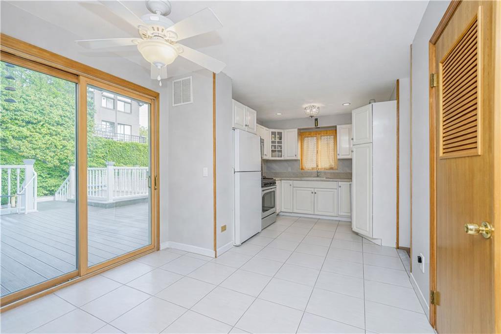 44 Duncan Dongan Hills-Colony 10304 New York photo