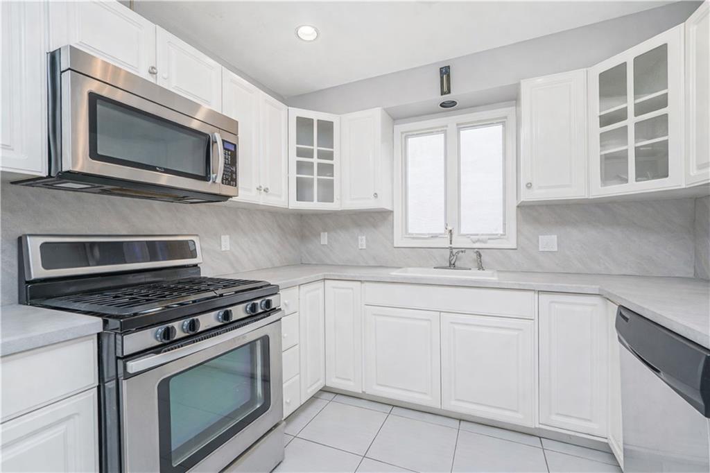 44 Duncan Dongan Hills-Colony 10304 New York photo