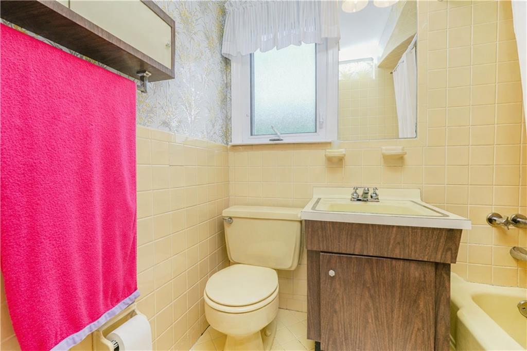 44 Duncan Dongan Hills-Colony 10304 New York photo