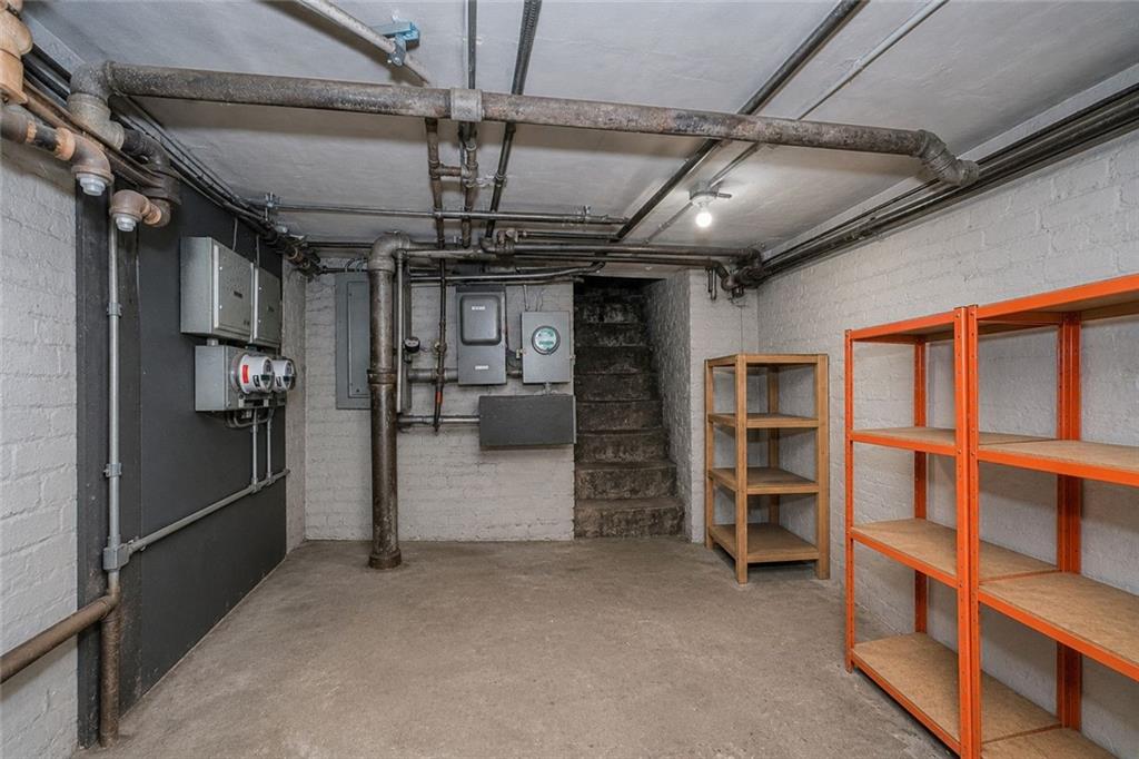 7114 Fort Hamilton Bay Ridge 11228 New York photo