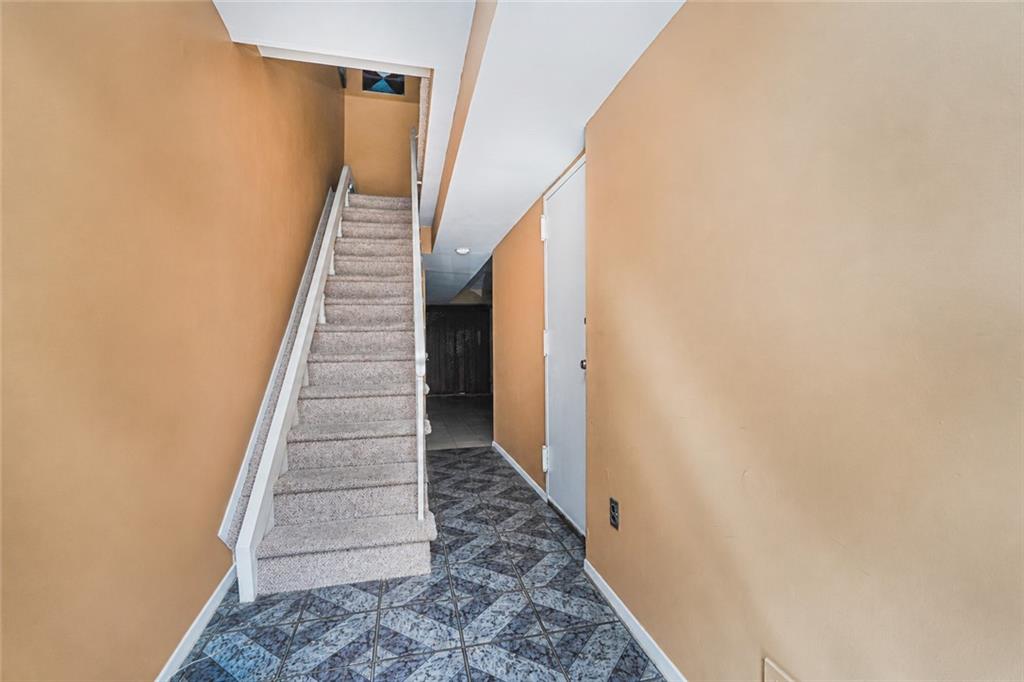 57 Eagan Annadale 10312 New York photo