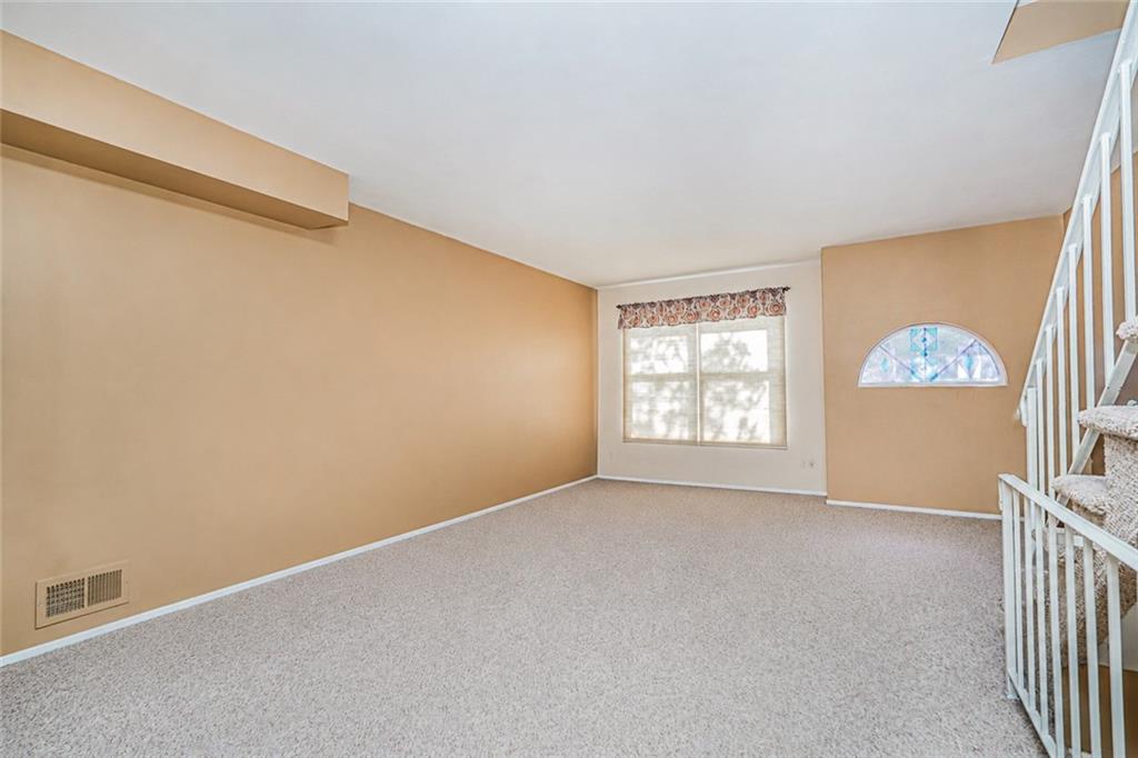 57 Eagan Annadale 10312 New York photo