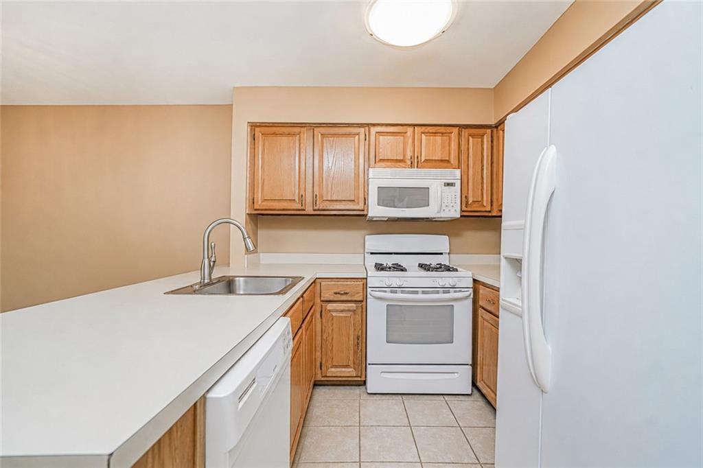 57 Eagan Annadale 10312 New York photo