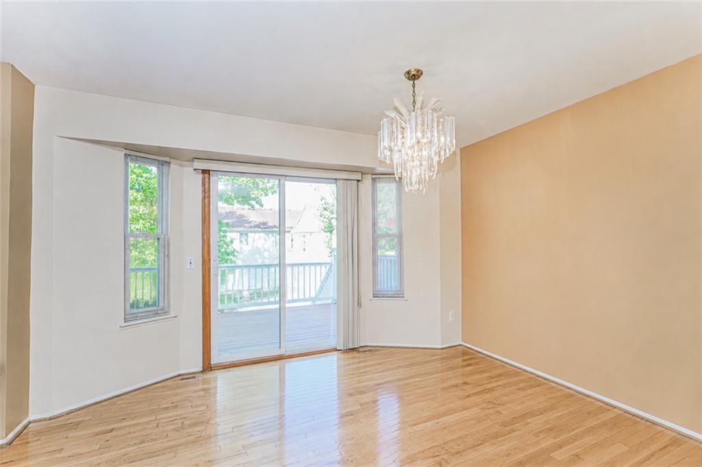 57 Eagan Annadale 10312 New York photo