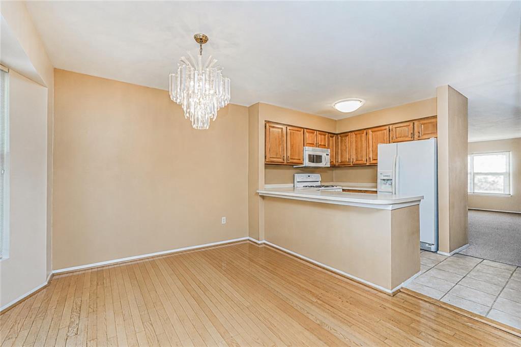 57 Eagan Annadale 10312 New York photo