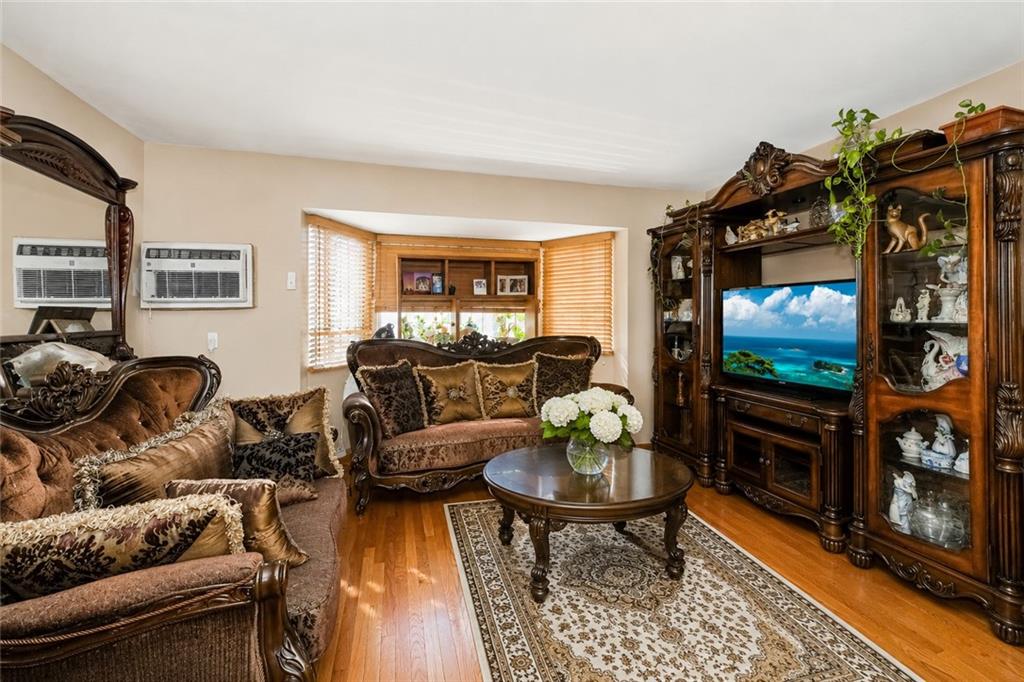 1202 East 82nd Canarsie 11236 New York photo