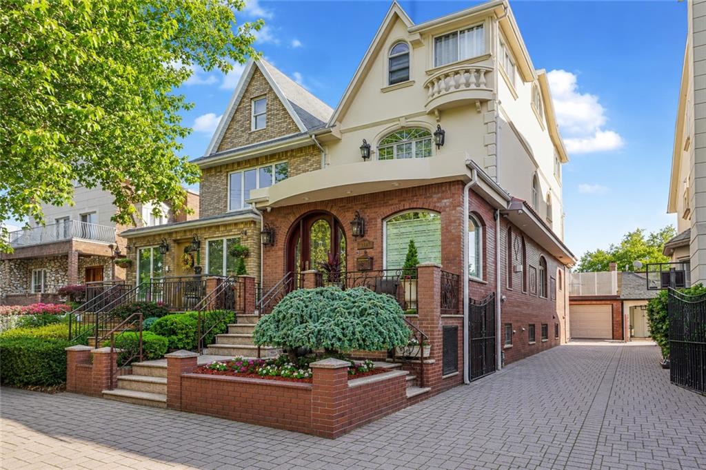 1026 83rd Dyker Heights 11228 New York photo