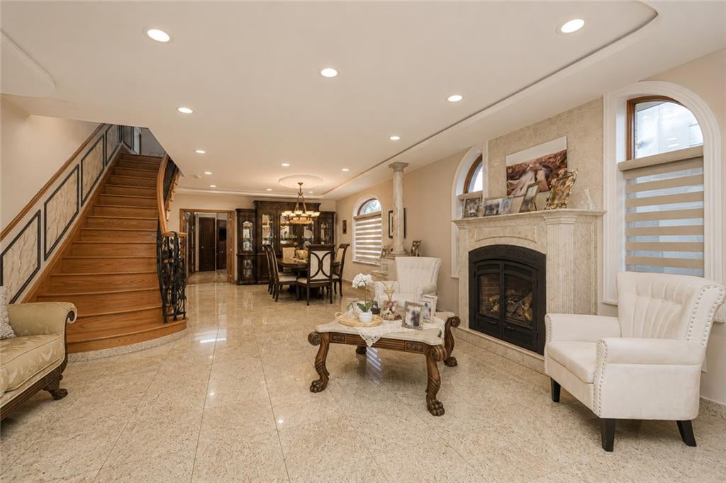 1026 83rd Dyker Heights 11228 New York photo
