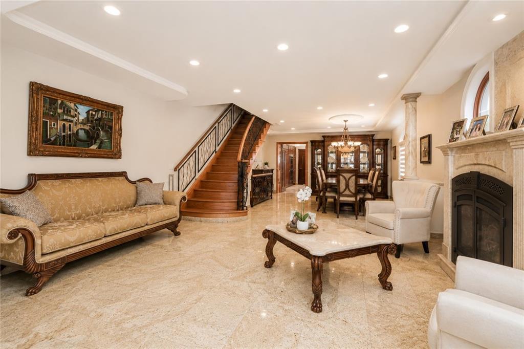 1026 83rd Dyker Heights 11228 New York photo