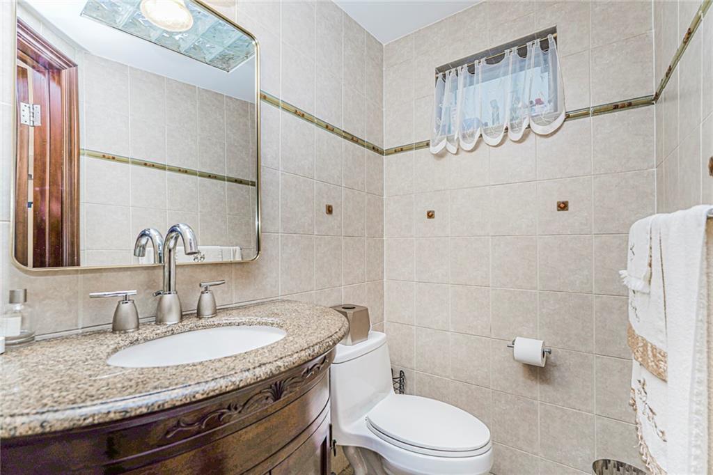 1026 83rd Dyker Heights 11228 New York photo