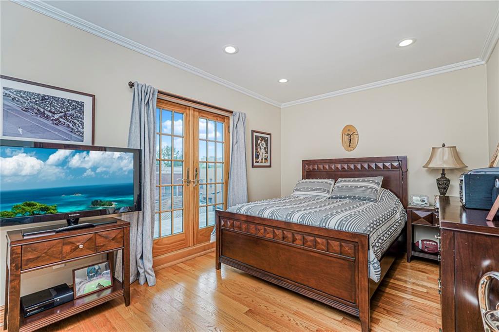 1026 83rd Dyker Heights 11228 New York photo