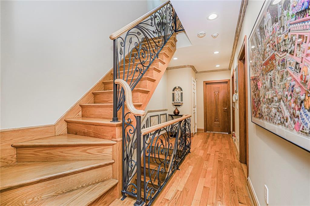 1026 83rd Dyker Heights 11228 New York photo