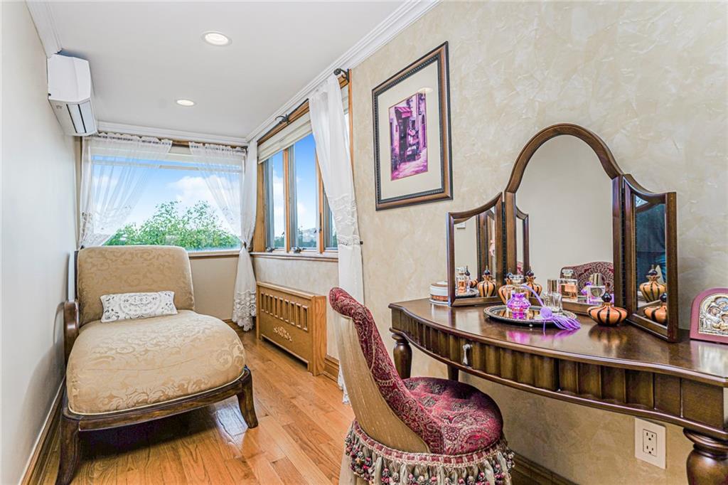 1026 83rd Dyker Heights 11228 New York photo