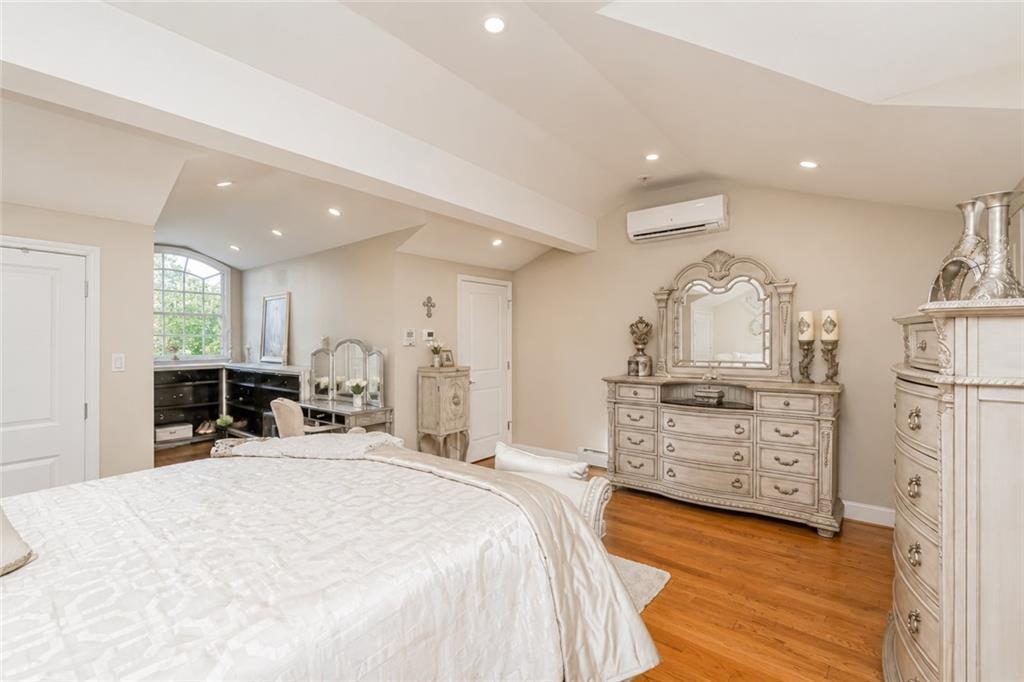 938 83rd Dyker Heights 11228 New York photo