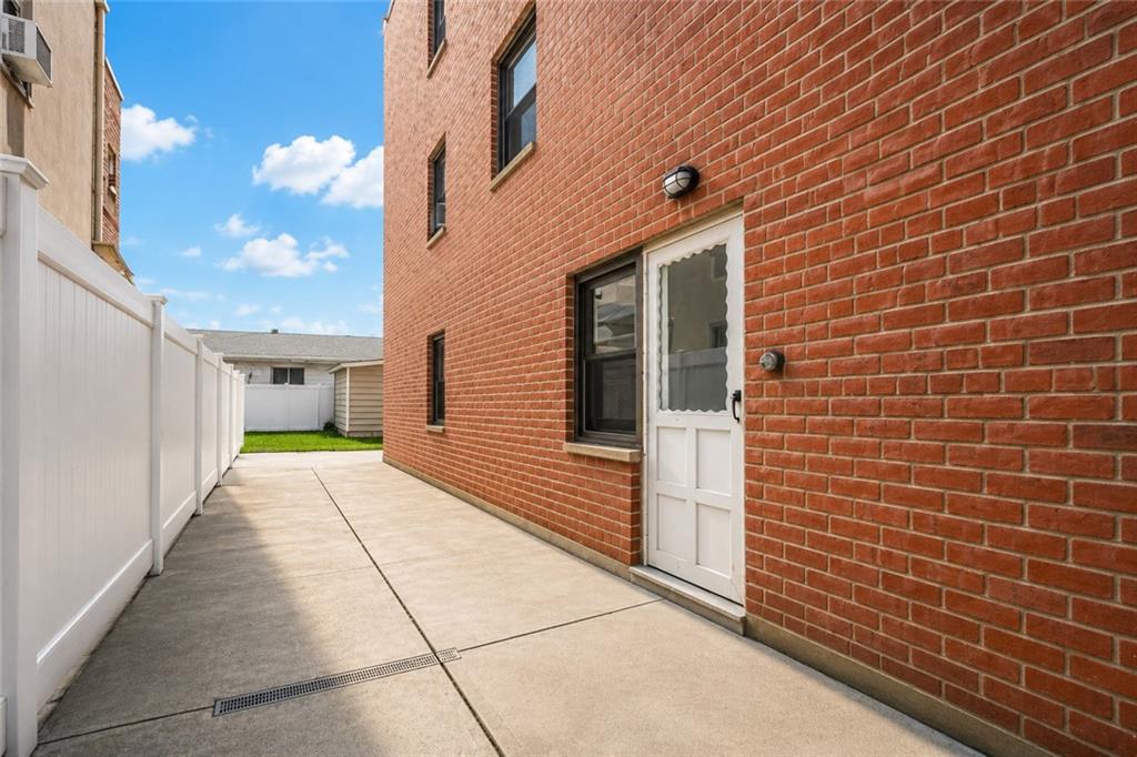 2655 Cropsey Bensonhurst 11214 New York photo
