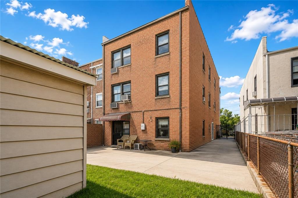2655 Cropsey Bensonhurst 11214 New York photo