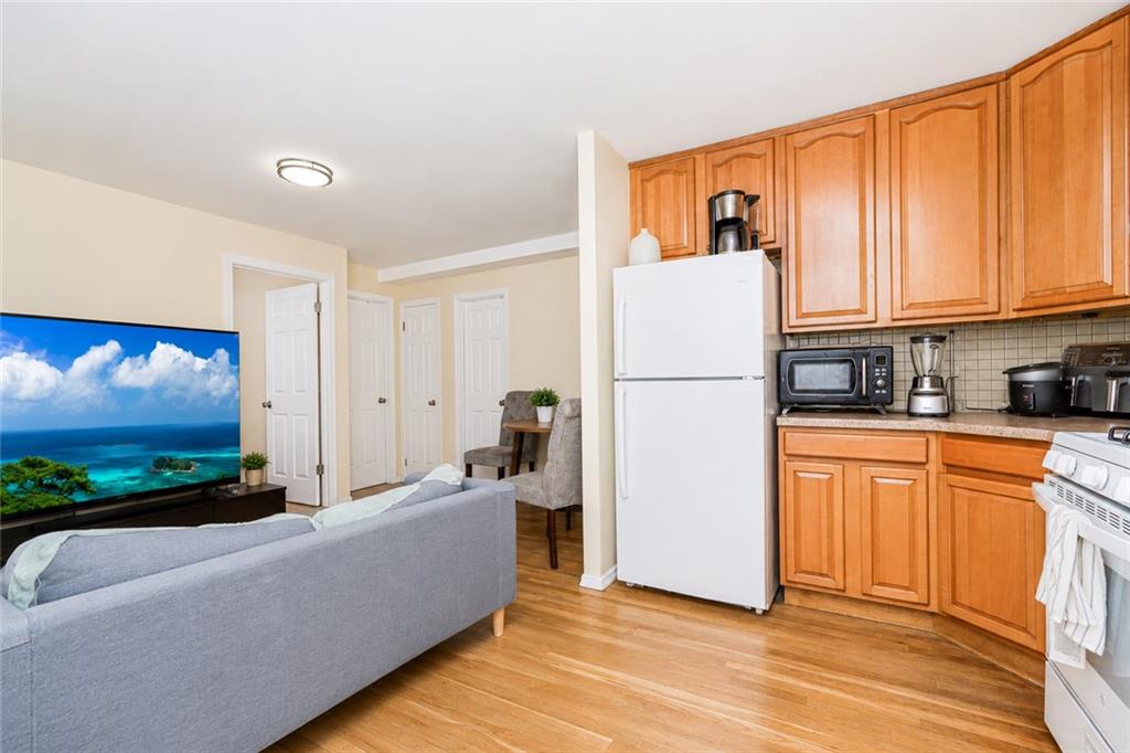 2655 Cropsey Bensonhurst 11214 New York photo