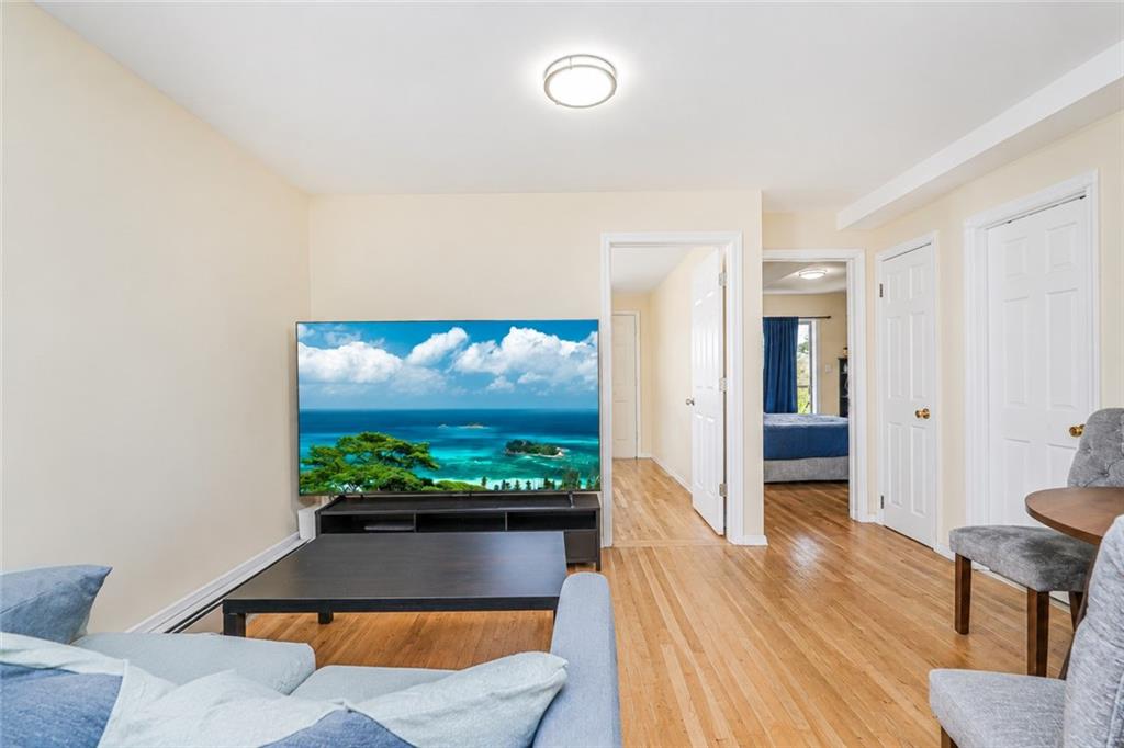 2655 Cropsey Bensonhurst 11214 New York photo
